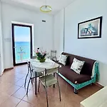 La Casa Sulla Scogliera * Чефалу