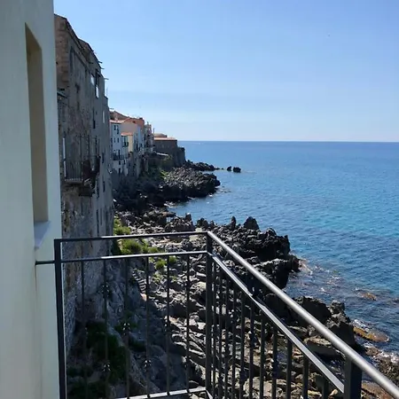 La Casa Sulla Scogliera