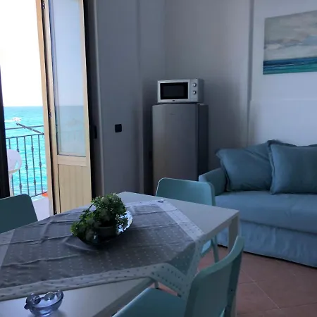 La Casa Sulla Scogliera