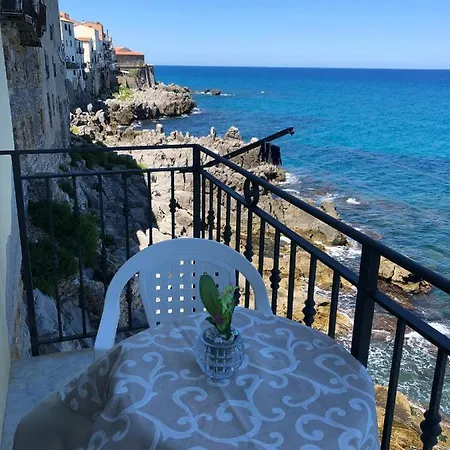 Apartment La Casa Sulla Scogliera *