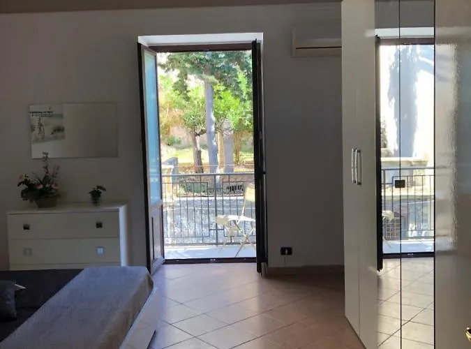 La Casa Sulla Scogliera Апартаменты