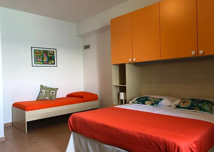 La Casa Sulla Scogliera Чефалу