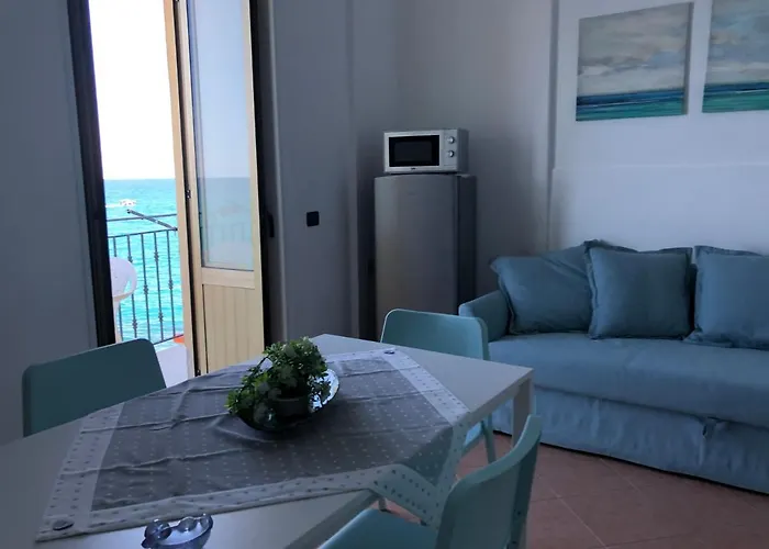 La Casa Sulla Scogliera