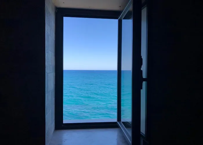 La Casa Sulla Scogliera 아파트 *