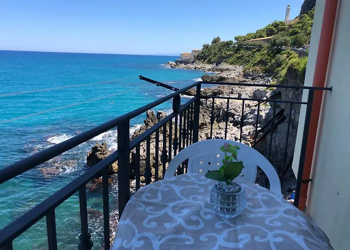 아파트 La Casa Sulla Scogliera