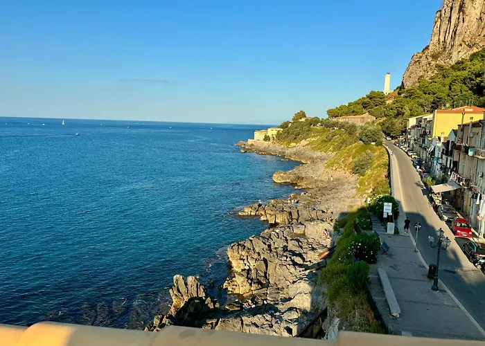 La Casa Sulla Scogliera 아파트 *